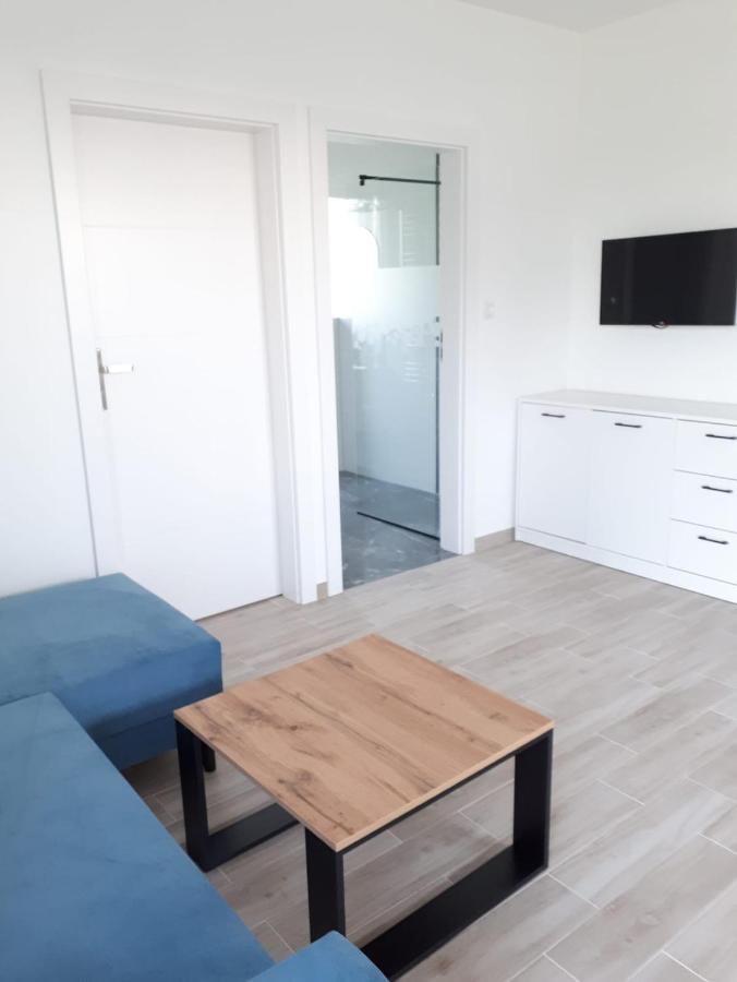 Apartamenty Pod Sosnami 萨比诺瓦 外观 照片
