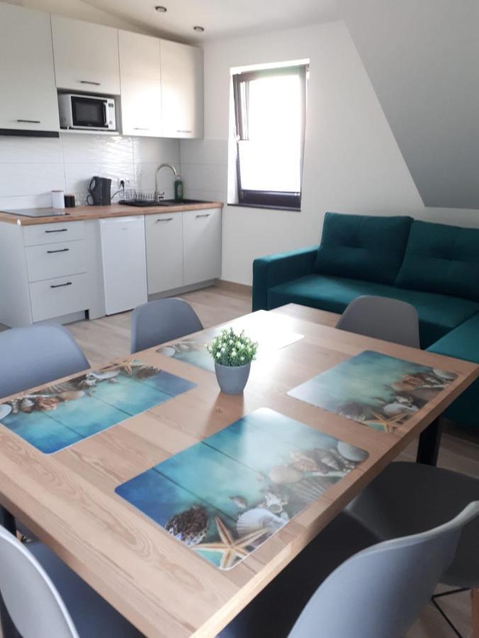 Apartamenty Pod Sosnami 萨比诺瓦 外观 照片